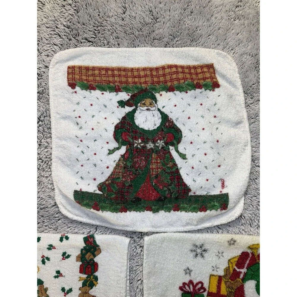 3 Vintage Christmas Cotton Kitchen‎ Towels Fringe Santa Reindeer Tree Cannon B&D